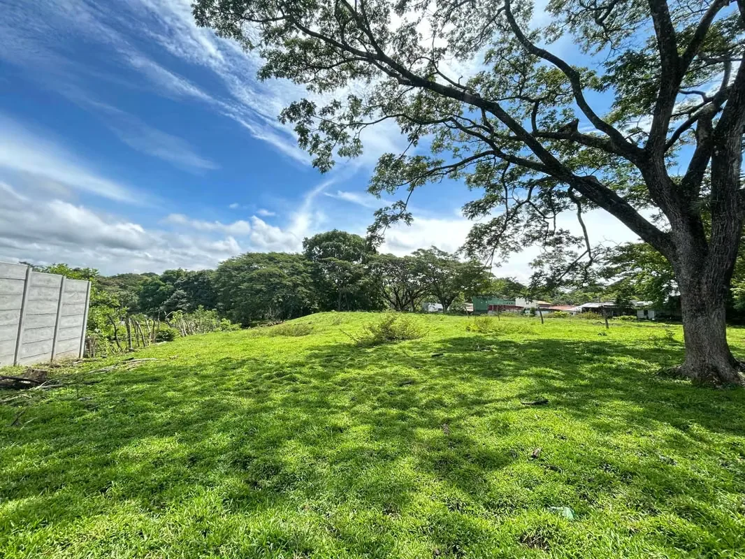VENTA DE LOTE UBICADO EN TURRÚCARES DE ALAJUELA -COSTA RICA