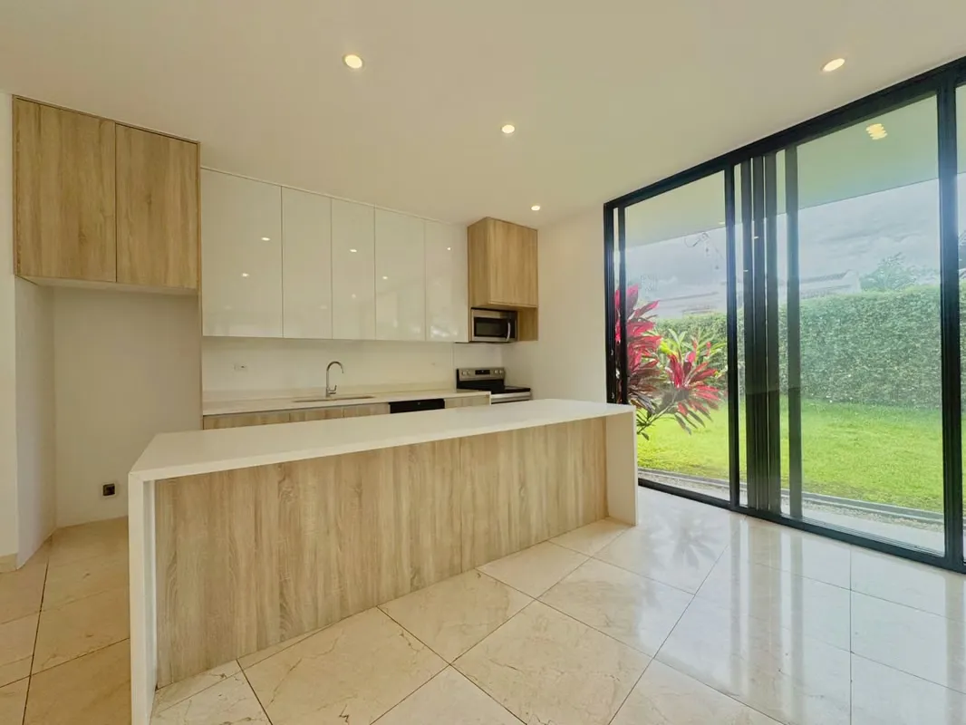 HOUSE FOR RENT IN CONDOMINIUM VALLE DEL SOL, SANTA ANA