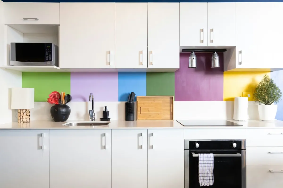 Set on the 16th floor of URBN Escalante—one of San José’s most coveted residential towers— this turnkey 68 m² condo features 2 bedrooms, 2 full bathrooms, a fully-equipped ... — photo 3