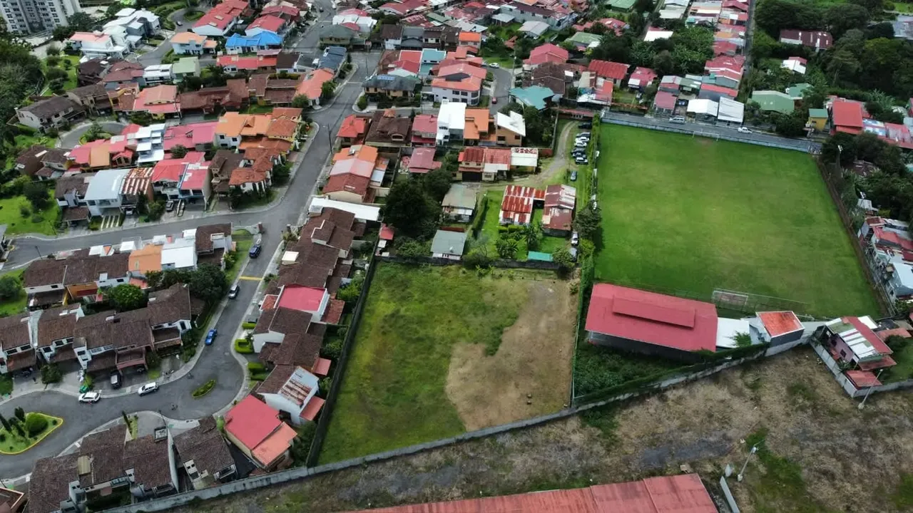 COSTA RICA, SAN JOSÉ, CURRIDABAT, GRANADILLA – LAND FOR SALE.