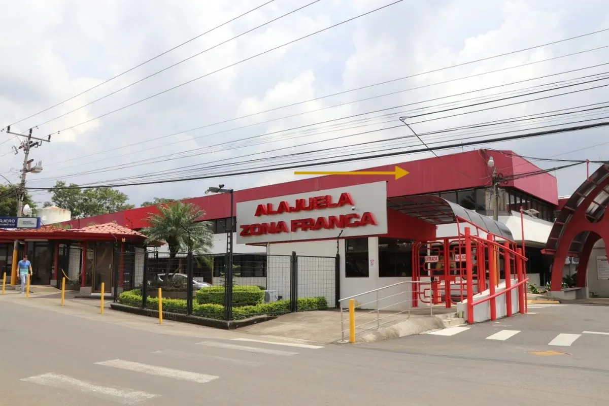 This free zone is characterized by an exceptional strategic appeal for companies engaged in logistics, distribution and storage activities. Its immediate proximity to the airport makes ...