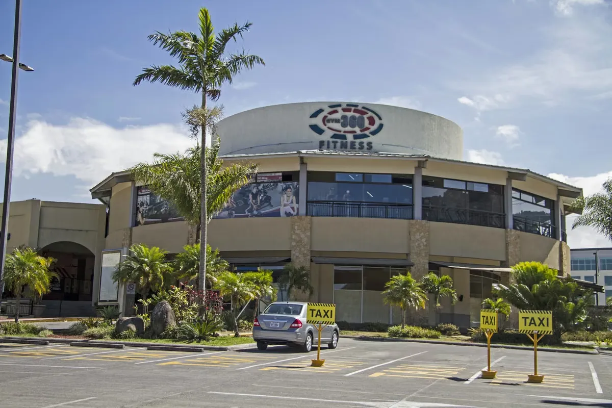 Terramall es un centro comercial de gran relevancia ubicado sobre la autopista Florencio del Castillo, en Tres Ríos, Cartago, una de las zonas de mayor crecimiento residencial y ... — photo 3
