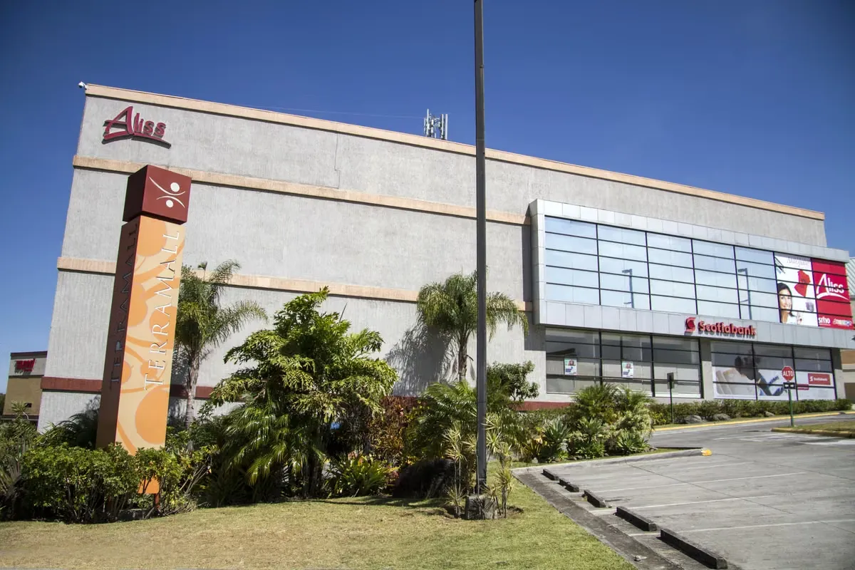 Terramall es un centro comercial de gran relevancia ubicado sobre la autopista Florencio del Castillo, en Tres Ríos, Cartago, una de las zonas de mayor crecimiento residencial y ... — photo 5