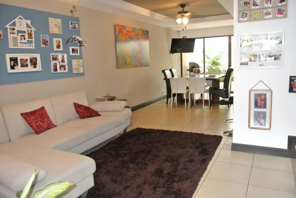 FURNISHED HOUSE FOR RENT IN SANTA ANA*