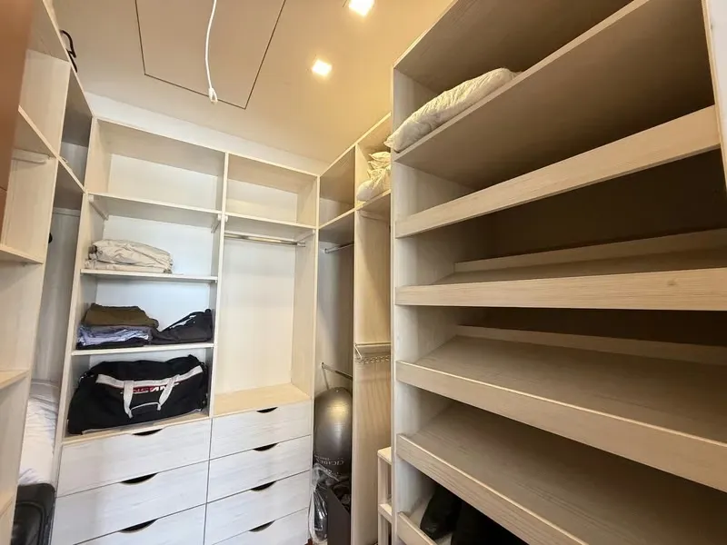 Exclusiva Residencia Contemporánea en el Exclusivo Condominio Santo Tomás, Santo Domingo de Heredia. Con rápido acceso al comercio y servicios de Santo Domingo de Heredia. Ideal ... — photo 2