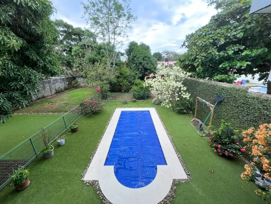 Come and see this majestic fully furnished house in the most beautiful residential area in Brazil in Mora!