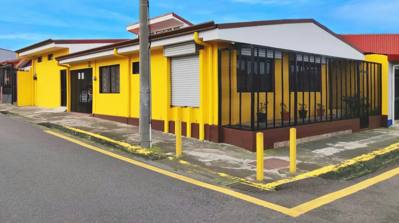 Propiedad (Casa) en excelente punto Comercial | Santo Domingo Centro | Heredia