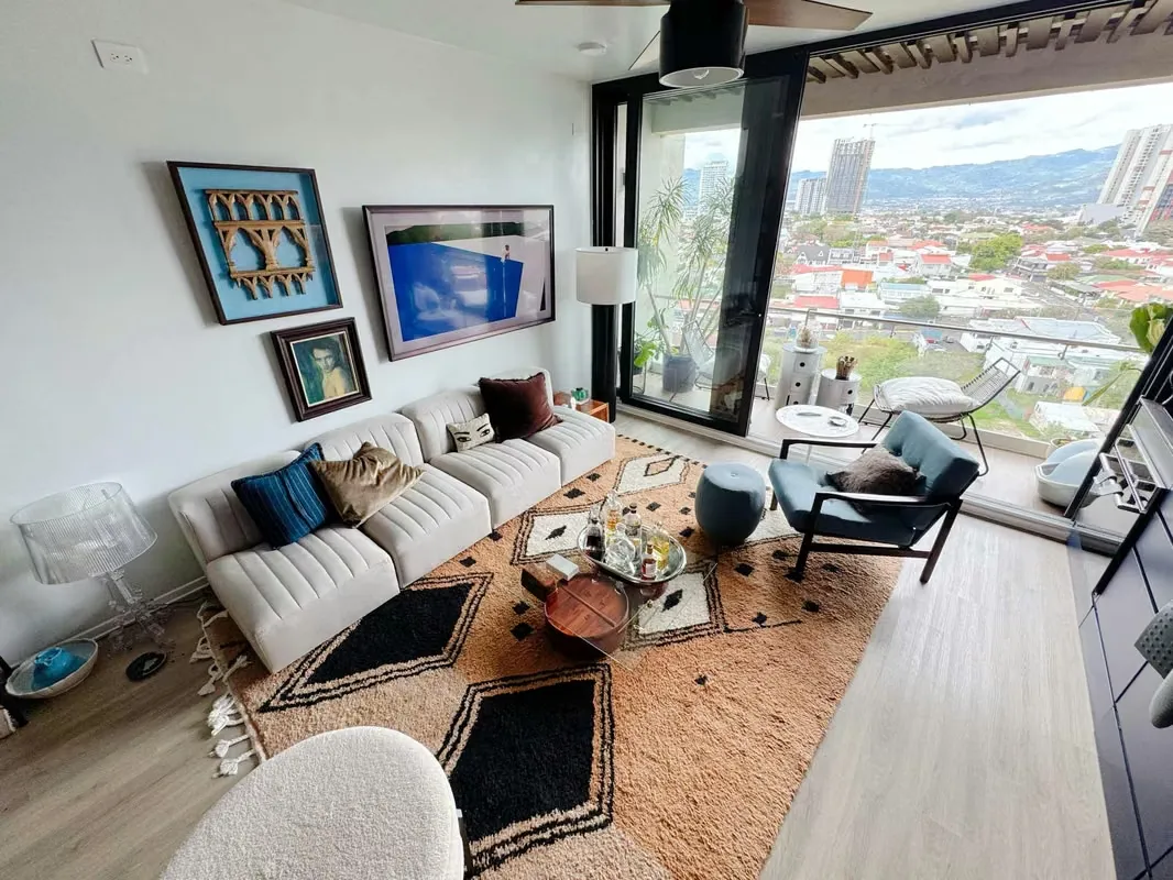 Studio Apartment with Panoramic View / Barrio Escalante, San José