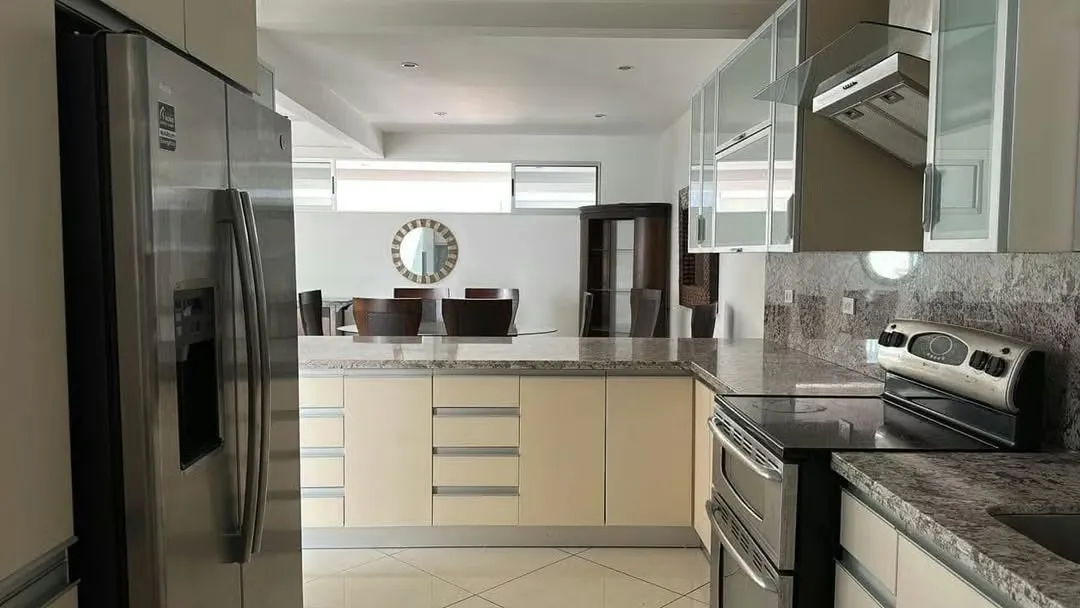 FOR RENT OR SALE – FURNISHED HOME IN GATED COMMUNITY IN ESCAZÚ*