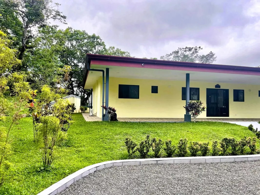 HOUSE FOR SALE IN PIEDADES SUR, SAN RAMON