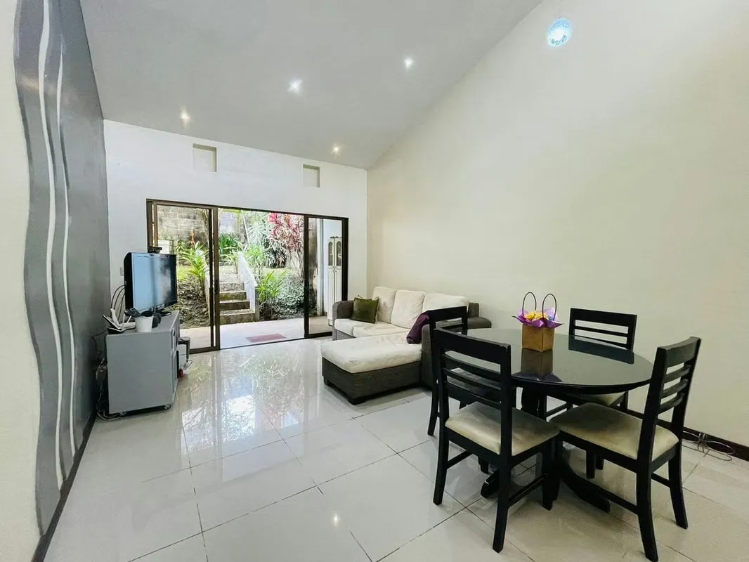 VENTA DE DOS CASAS EN ESCAZÚ ESTILO CONDOMINIO