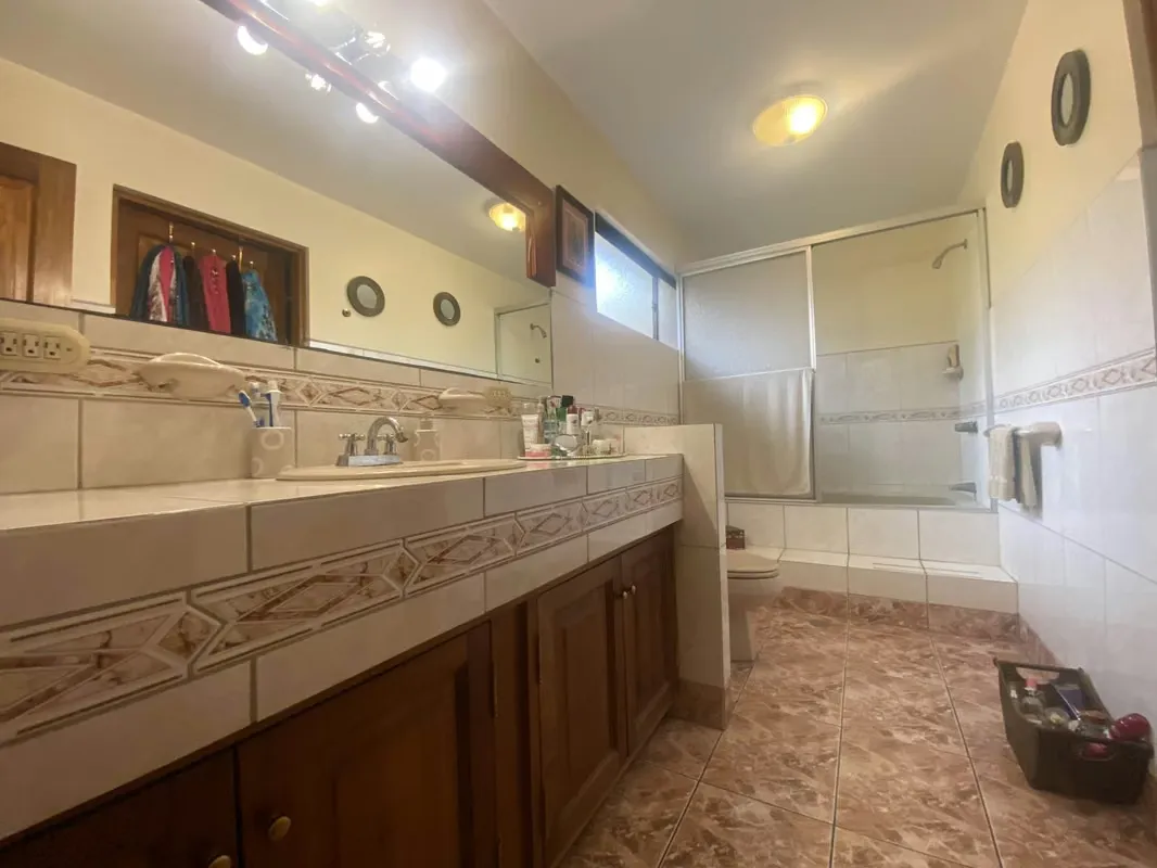 HOUSE FOR SALE IN CONDOMINIUM IN TREJOS MONTEALEGRE — photo 2