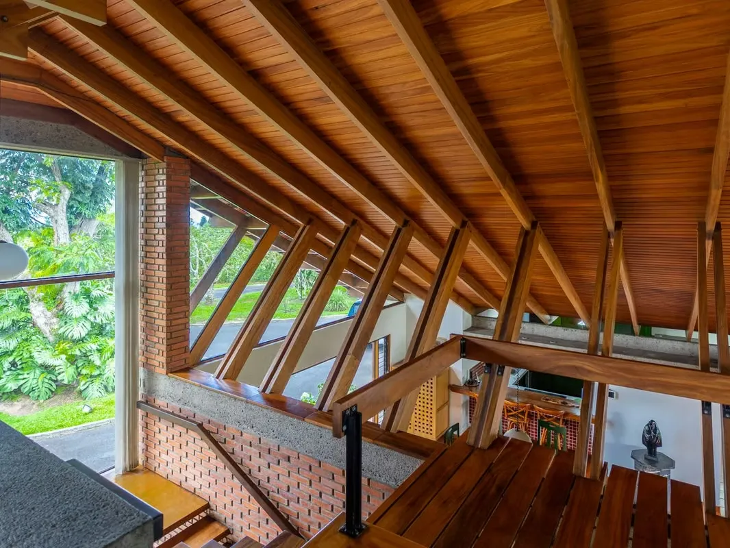 Located in a quiet area near to San José, this charming house offers a retreat surrounded by nature and fruit trees, perfect for ... — photo 2