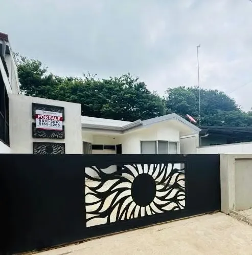 This house is an interesting investment opportunity, both for living and for permanent rental.