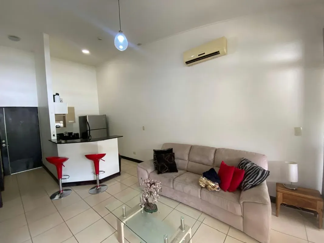 Se vende Apartamento en Avalon Country, Río Oro Santa Ana