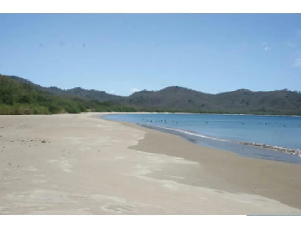 OCEAN-FRONT FARM FOR SALE, GUANACASTE, JUNQUILLAL.