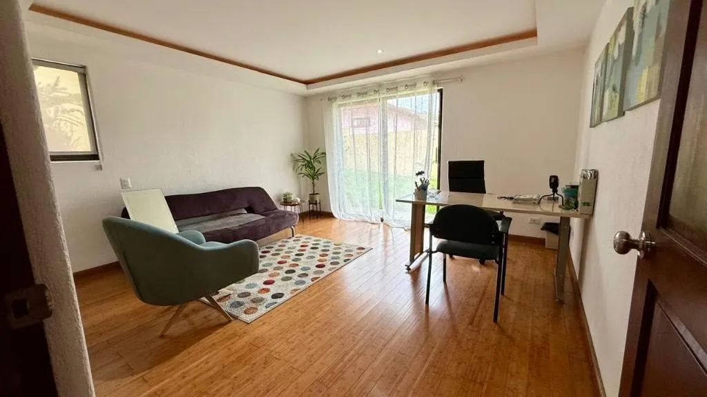 Ubicada en una de las zonas residenciales más exclusivas y estratégicas de Ciudad Cariari, esta propiedad ofrece una combinación excepcional de amplitud, privacidad y versatilidad. ... — photo 4