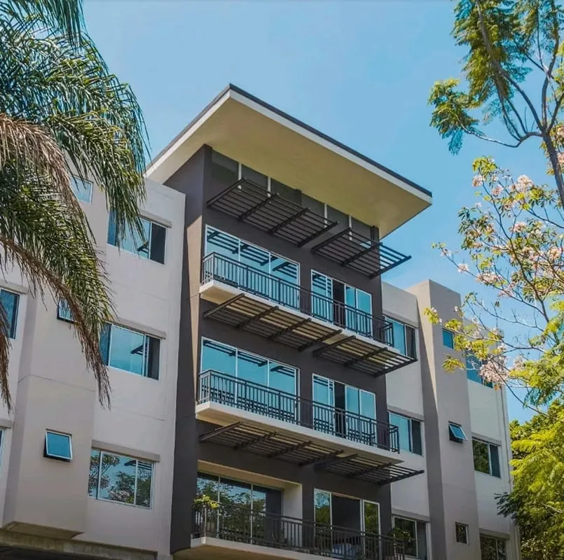Live in a place a few steps from shopping centers, restaurants, pharmacies, etc, with all the comforts of Escazú but surrounded by a lot of nature, and in a place that breathes peace ...