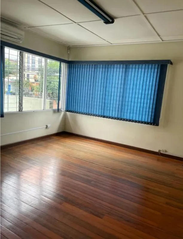 URGE VENDER High Value Property in Los Yoses - Impact Price for Quick Investment — photo 5