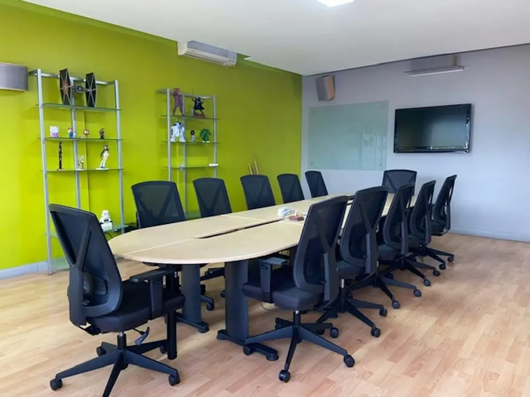 This office building is very well located in one of the areas with the highest added value and the highest commercial growth, such as the surroundings of La Sabana. — photo 5