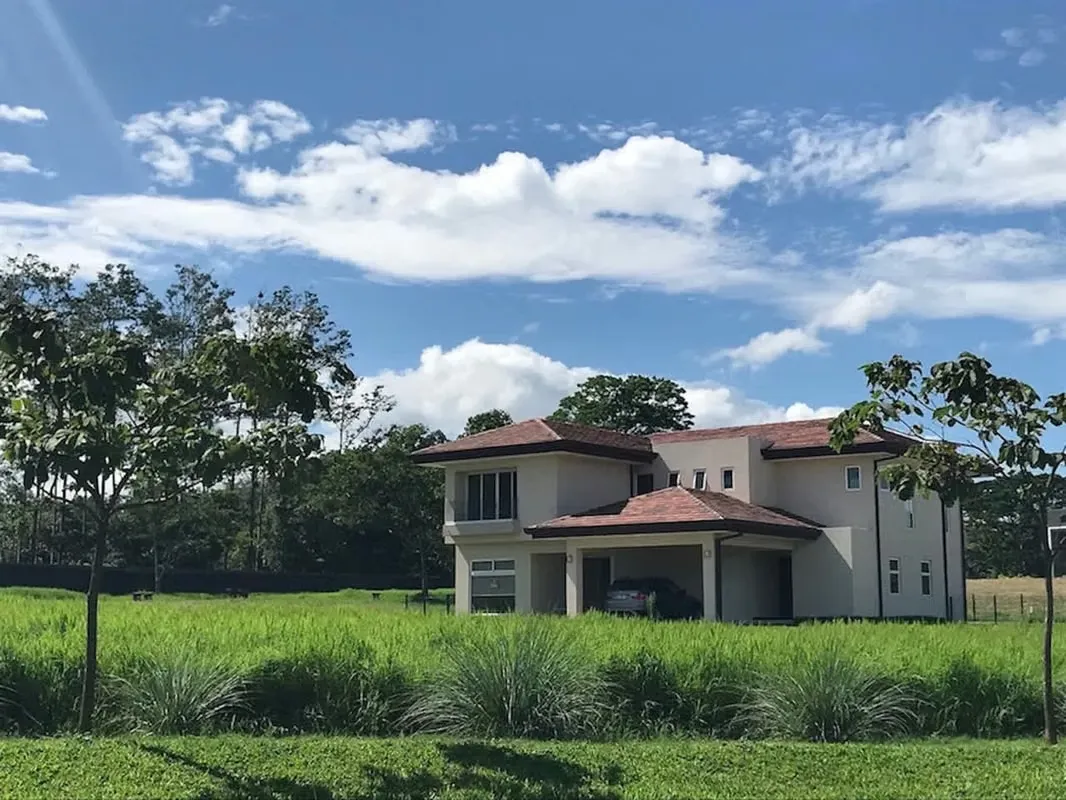 HOUSE FOR SALE IN LA GUÁCIMA, HACIENDA ESPAVEL