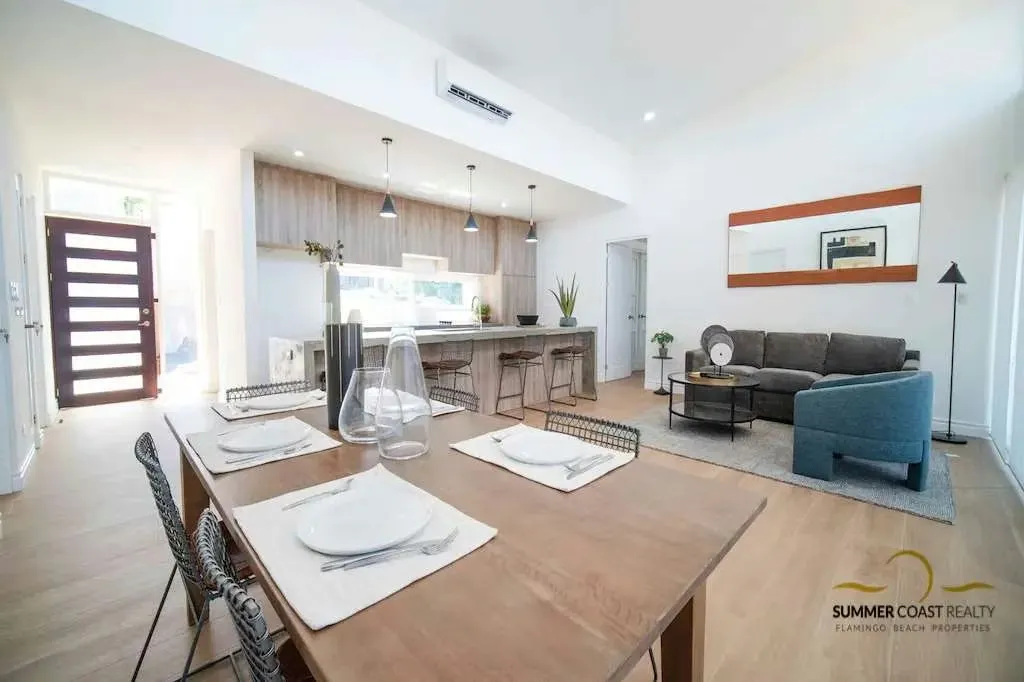 Community Closed Avellanas House for Sale!