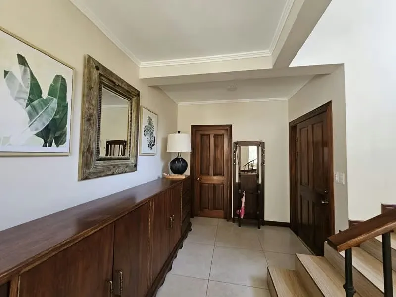 VCOES-4092 ESCAZU, JABONCILLOS. IMPRESSIVE HOUSE IN A BEAUTIFUL CONDOMINIUM