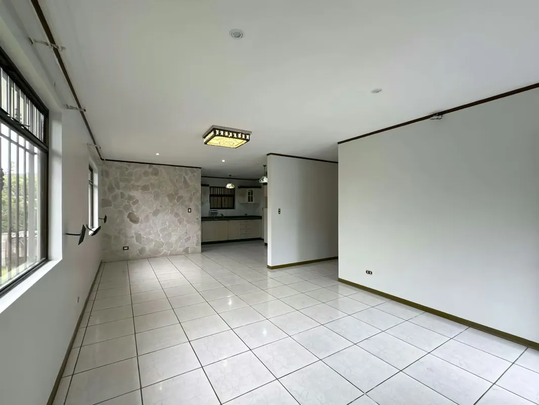 House for Sale in Santo Domingo de Heredia — photo 2