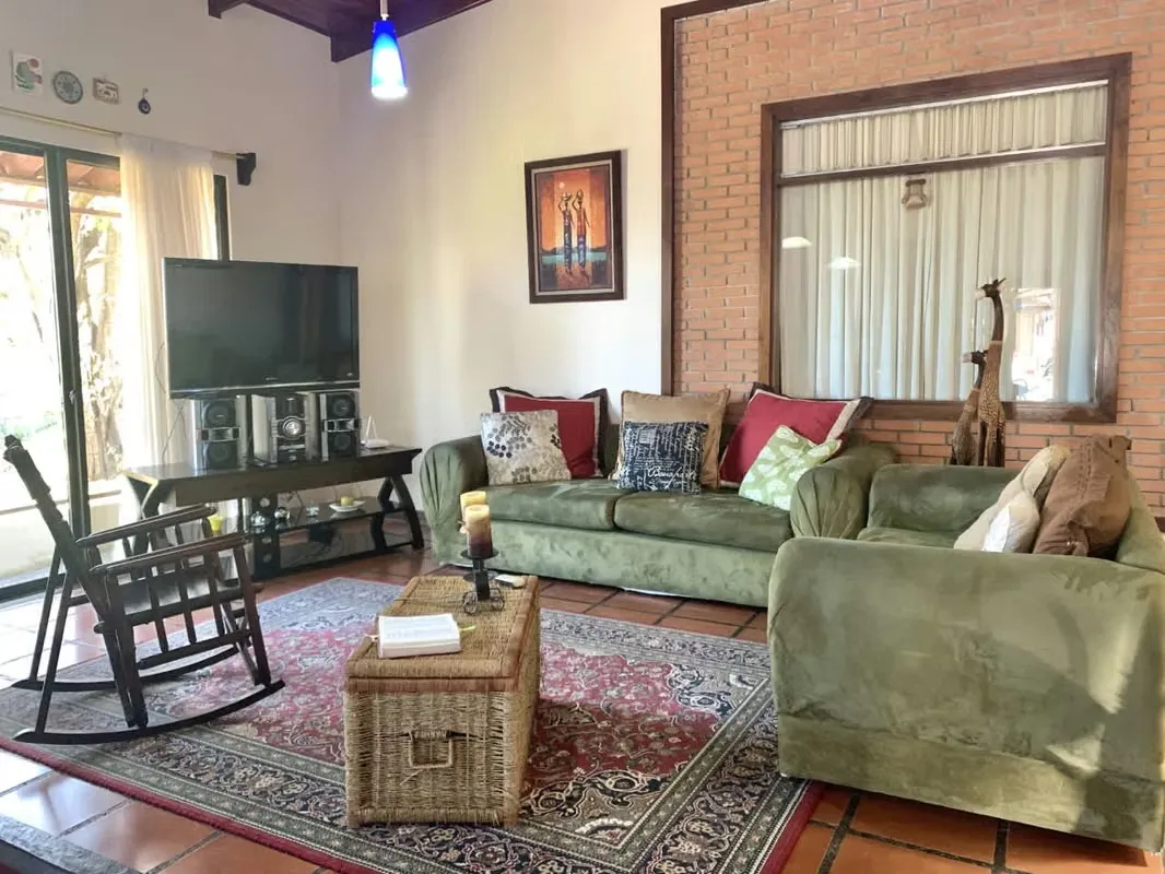 Sale of large independent house, located in Mora, near shopping centers, with close access to Route 27 that connects San José - Caldera, a few minutes from supermarkets, hospitals, ... — photo 5