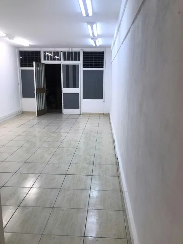 Se Alquila Local Comercial en Escazú Centro