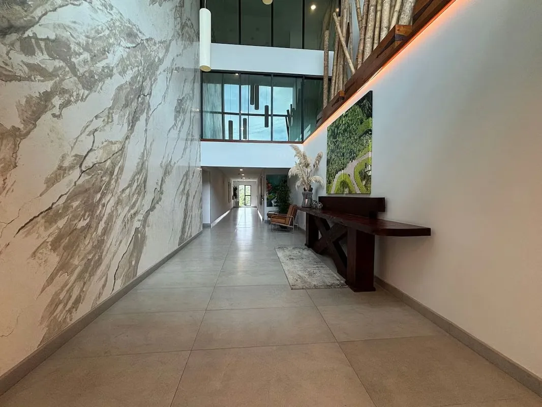 ALQUILER O VENTA DE APARTAMENTO EN CONDOMINIO - ESCAZU*