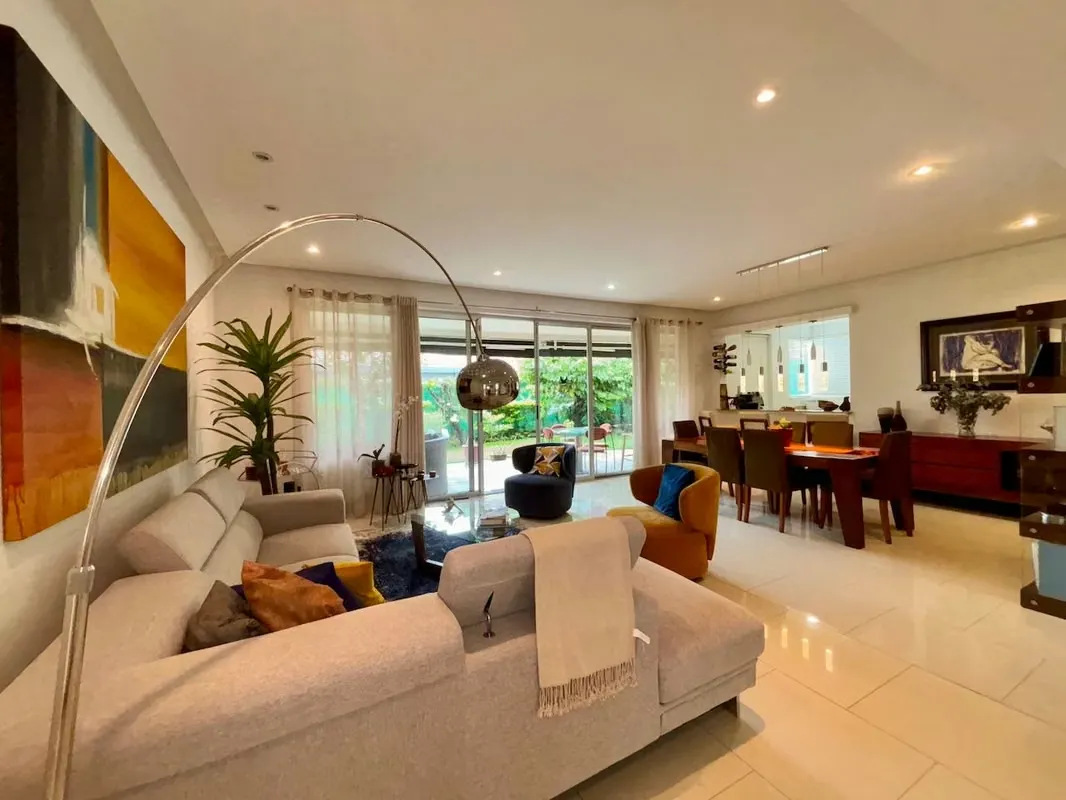 VENTA DE APARTAMENTO EN PRIMER PISO - CONDOMINIO - SANTA ANA