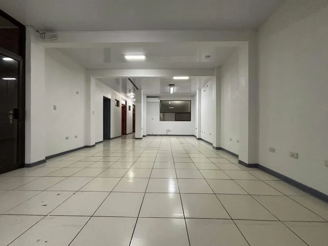 ALQUILER DE LOCAL COMERCIAL – 85 m² – SAN JOSÉ, HOSPITAL CALDERÓN GUARDIA