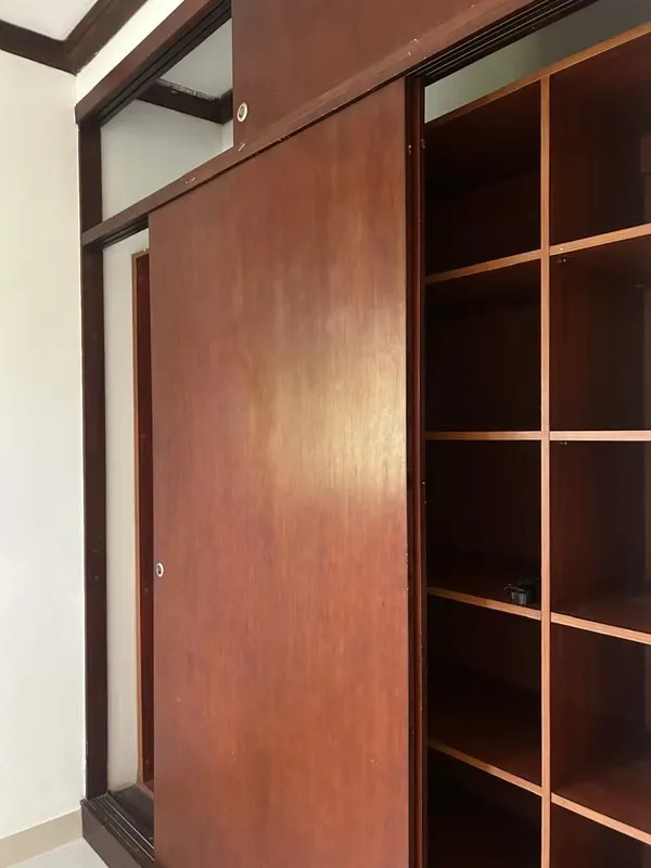 Ubicada en uno de los residenciales más exclusivos y cotizados del oeste de San José, esta hermosa casa de una ... — photo 2