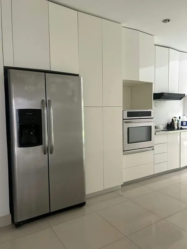 Ubicada en uno de los residenciales más exclusivos y cotizados del oeste de San José, esta hermosa casa de una ... — photo 3
