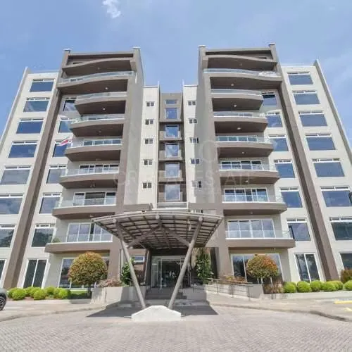 Apartment in one of the best real estate projects in Heredia, Torres de Velarde is your best option, due to its proximity to major study centers such as the National ...