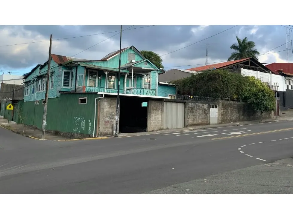 Venta de lote comercial en San José, Barrio Aranjuez
