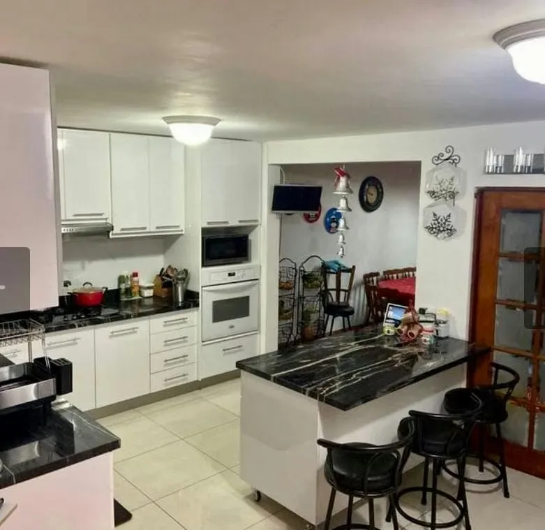 NL- Amplia casa con patio en Lomas de Ayarco ID 39886