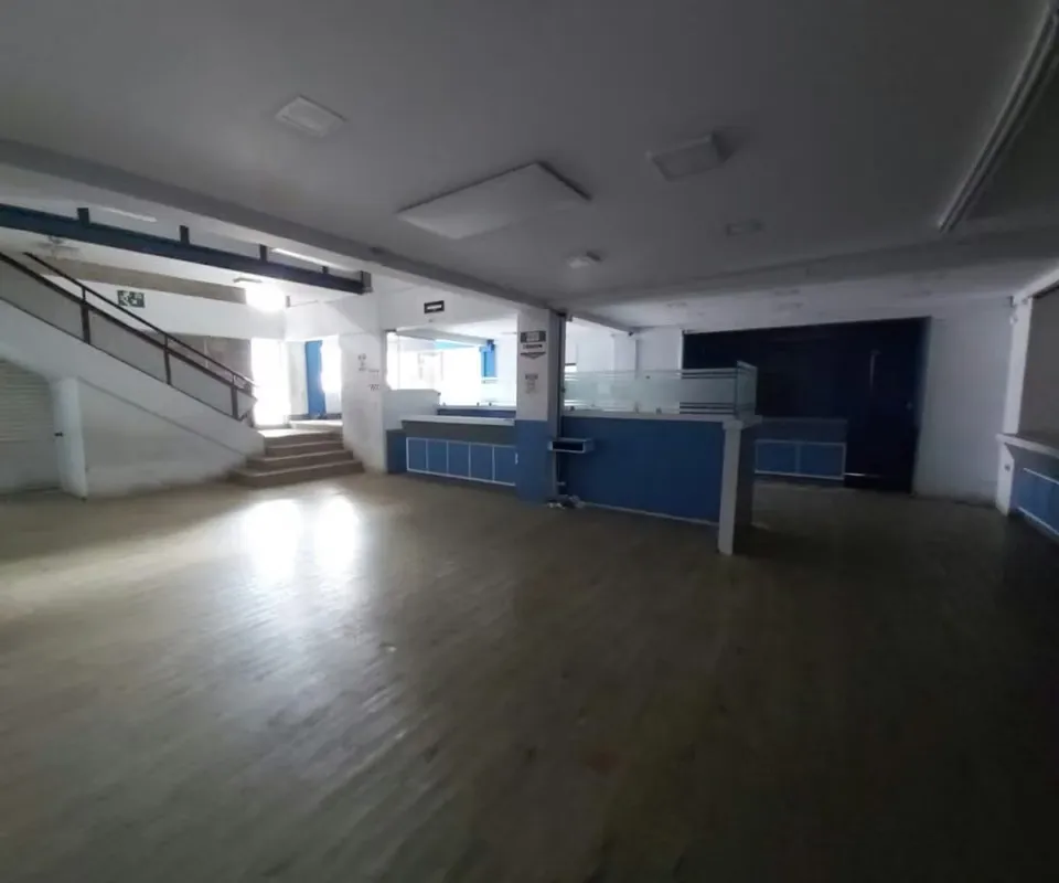 Large commercial office-warehouse for sale or rent, with a privileged location in a high-traffic area in Pavas and with easy access from ...