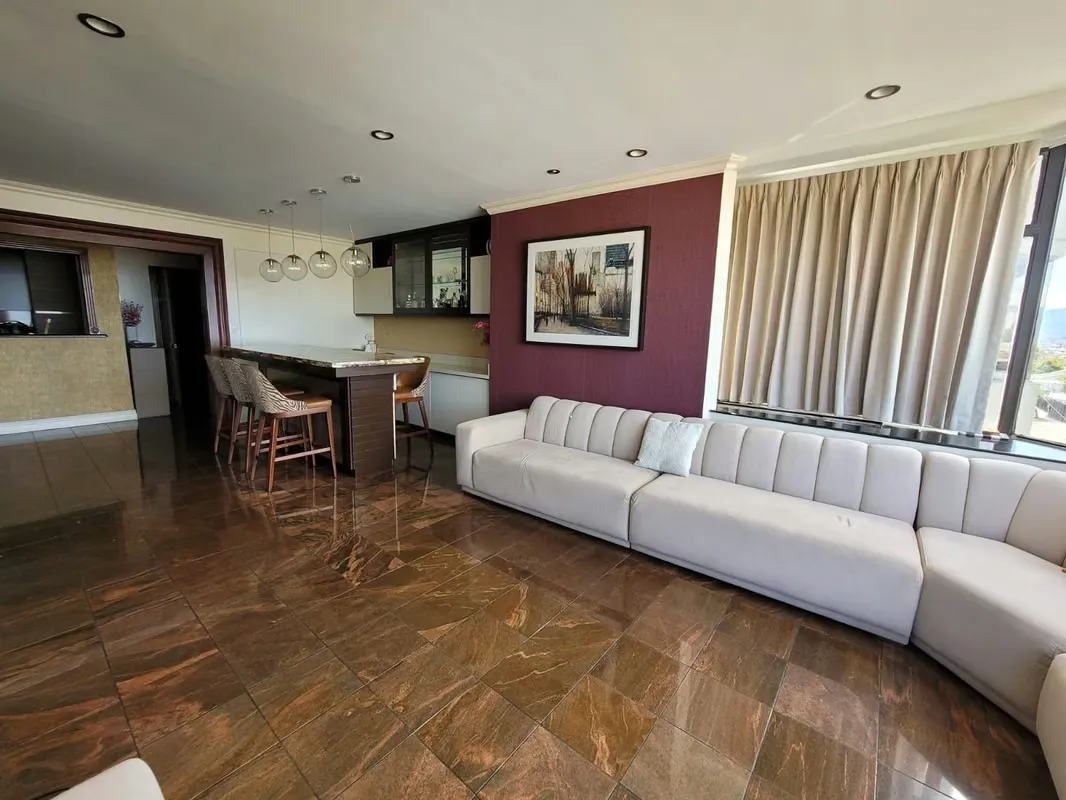 En venta penthouse en Los Yoses, San Pedro, ubicado en zona céntrica, cerca de todas las facilidades comerciales de la zona, paradas de buses. El condominio cuenta con seguridad 24/7, ... — photo 3