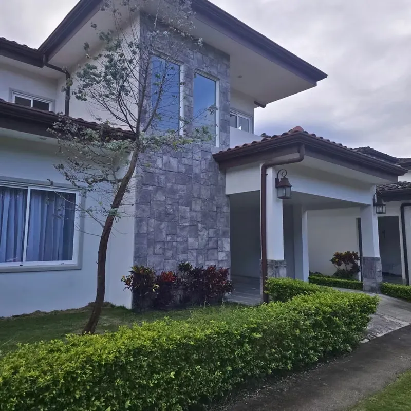NL- Casa en condominio exclusivo en Cartago ID 38926