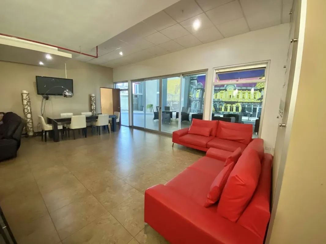 Luxury Apartment for Sale – 13th Floor, 1 Bedroom, 2 Bathrooms, 2 Parking Spaces, 2 Storage Units — photo 2