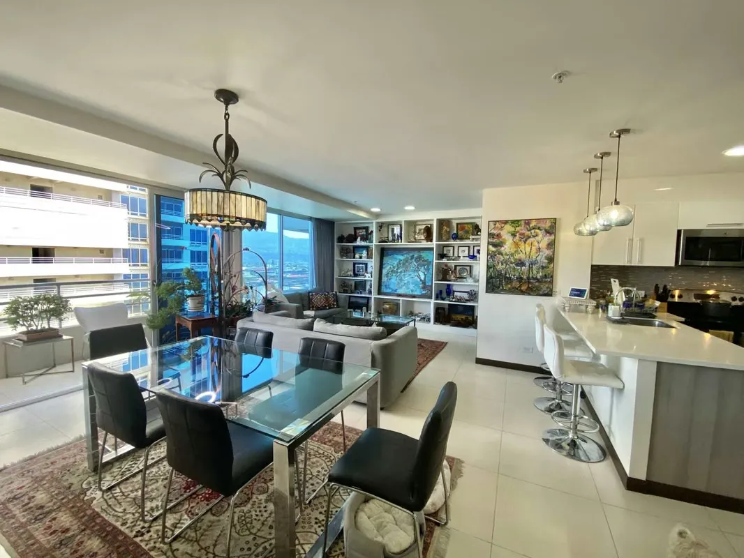 Luxury Apartment for Sale – 13th Floor, 1 Bedroom, 2 Bathrooms, 2 Parking Spaces, 2 Storage Units — photo 3