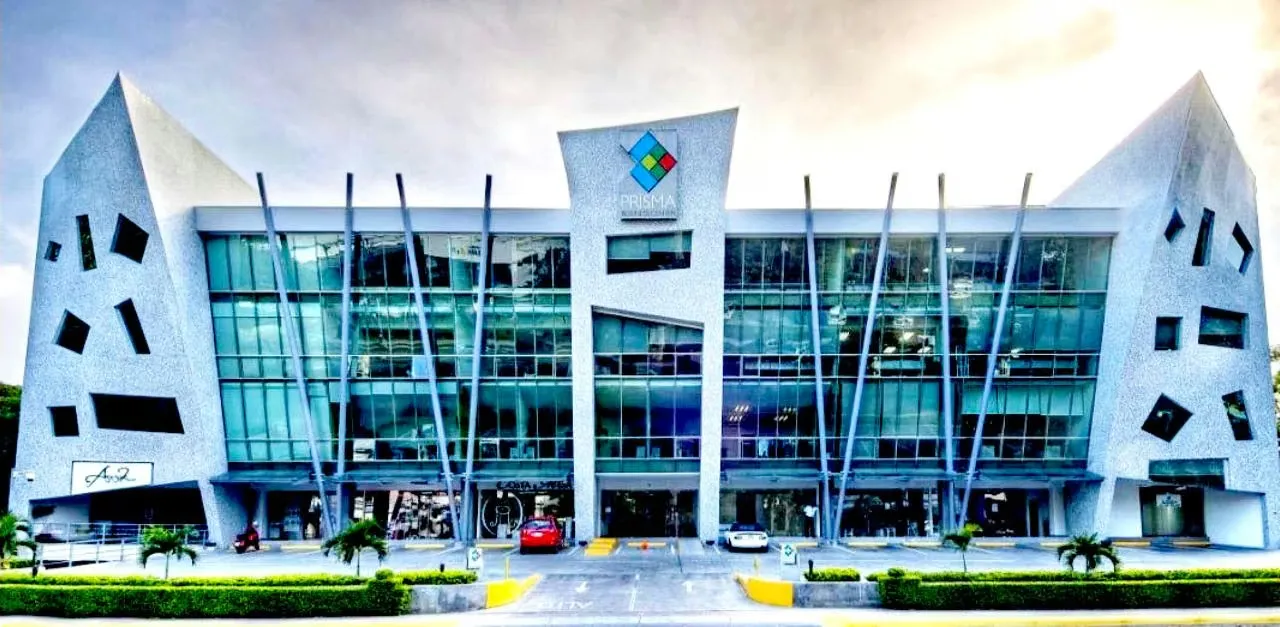 Office for rent in Guachipelin, Escazú. Prisma Center