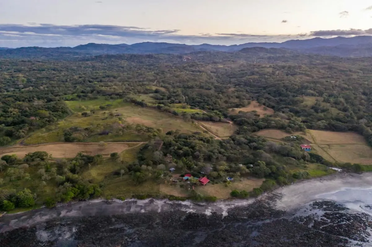 Paraíso Frente al Mar en Playa Lagarto Guanacaste