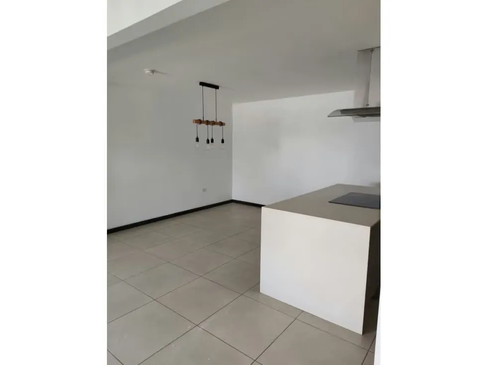 ¡Apartamento de ensueño en venta en el lujoso y exclusivo barrio de Escazú, San José! Con una impresionante área total de 145 M2, esta propiedad es la perfecta combinación de ... — photo 5