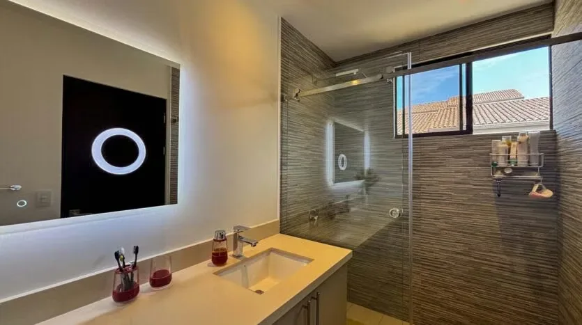 Corner House for Sale – La Estefana Condominium — photo 2