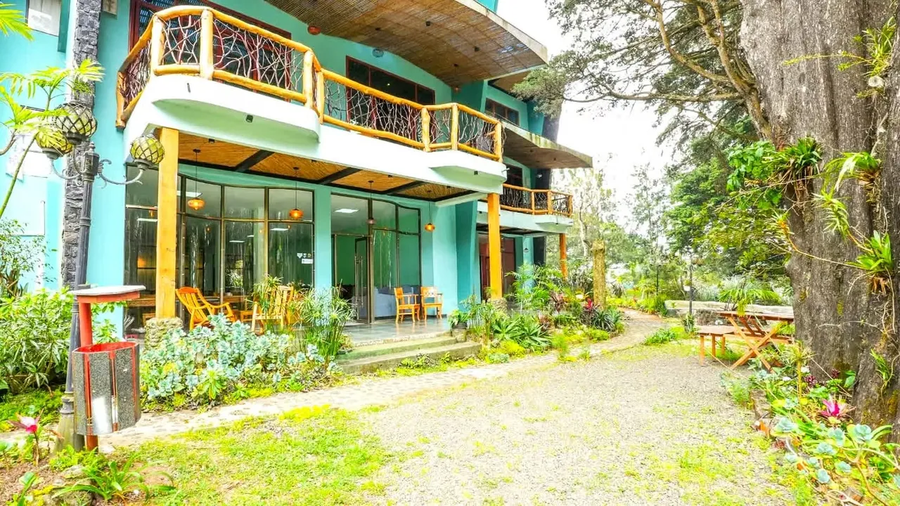Edificio Comercial con Uso Mixto en Tirol, Heredia – ¡Inversión Rentable! Modulo 2