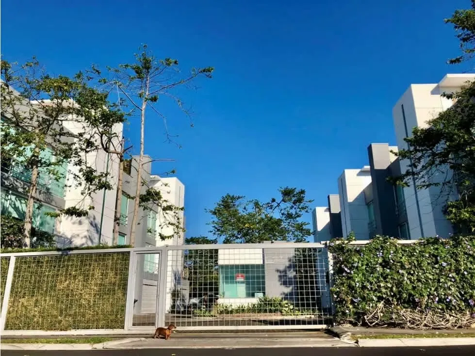 Venta de apartamento en Escazú - Estilo loft en condominio