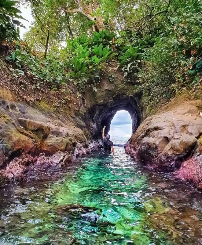Venta de terreno en Limón Punta Uva, cerca de la playa.